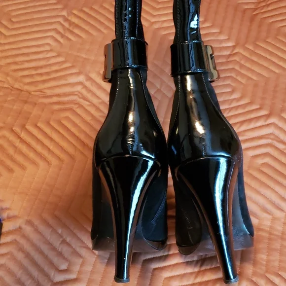 Patent Cap Toe Suede Boots! - Picture 3 of 4